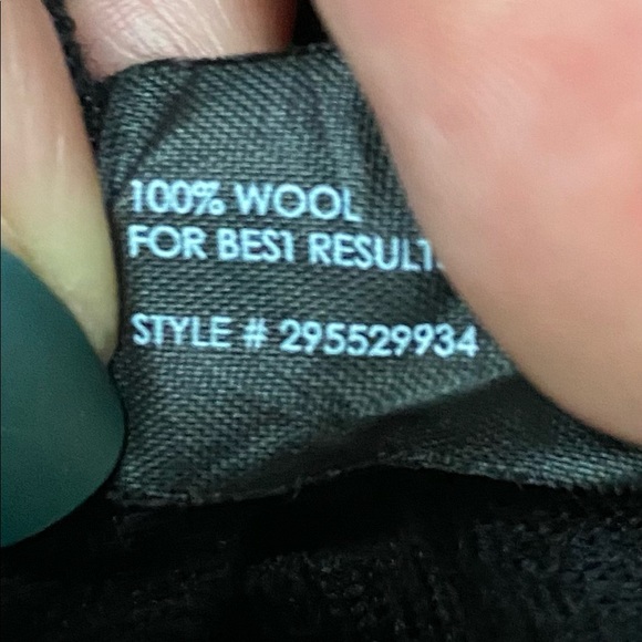 Club Monaco Italian Wool Sweater - Picture 4 of 5